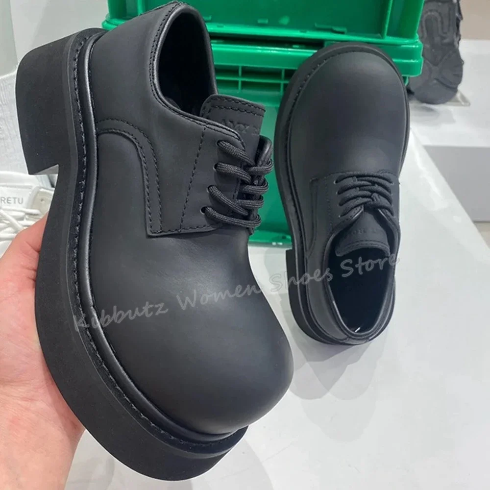 Duże pompony, sznurowane, masy – Men'S Shoes With Toes recenzja i cena